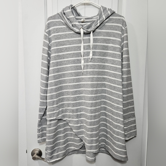 Livi Active Tops - LIVI Gray & White Striped Hooded Tunic Plus Size 18/20